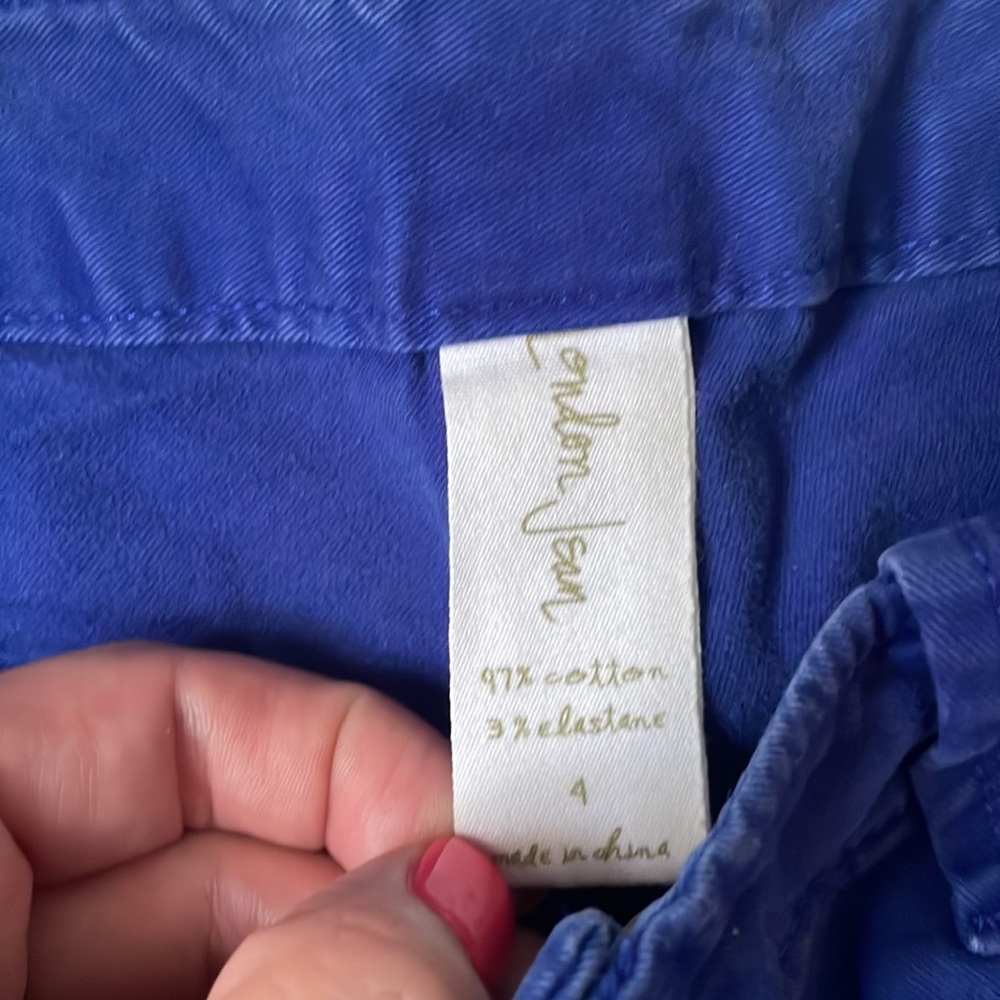 3/$20 - London Jean Royal Blue Shorts, sz 4 - Picture 4 of 10